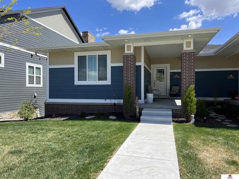 7250 Kentwell Ln, Lincoln, NE 68516