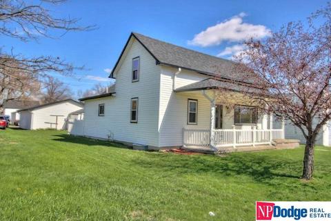 308 Rangeline Rd, Snyder, NE 68664