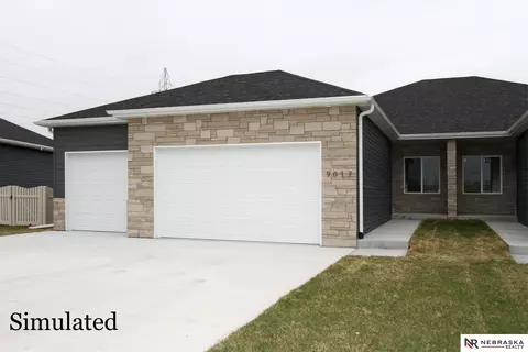 9480 Bailie Ct, Waverly, NE 68462