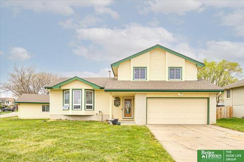 10012 S 9th Cir, Bellevue, NE 68123