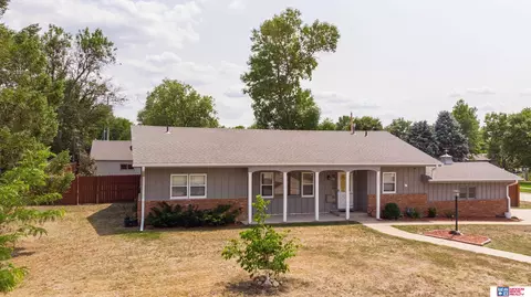 1305 2nd St, Friend, NE 68359