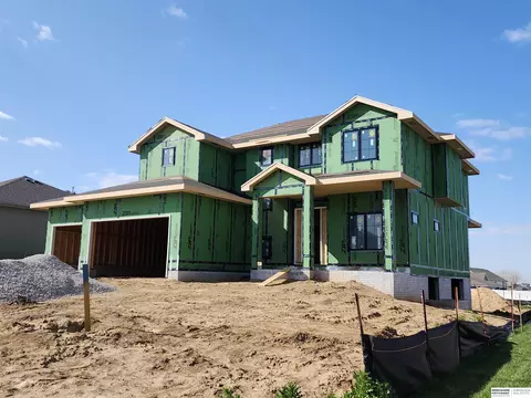 21768 K St, Elkhorn, NE 68022