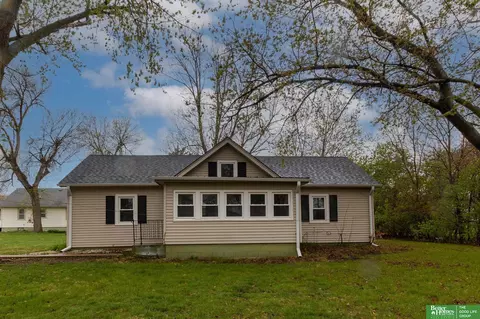 704 N 12 St, Tekamah, NE 68061