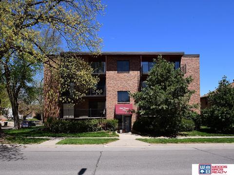 2400 A St #12, Lincoln, NE 68502