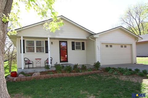 5536 Stonecliffe Dr, Lincoln, NE 68516