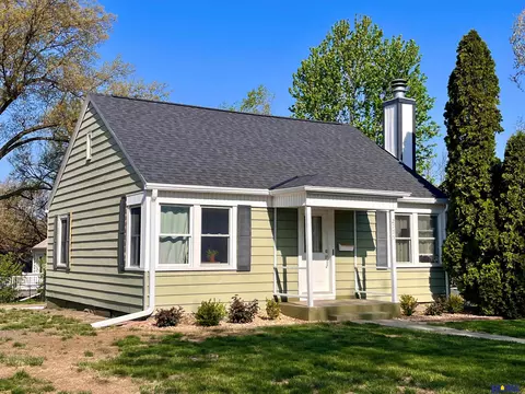 2795 S 35th St, Lincoln, NE 68506