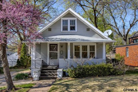 4688 Mason St, Omaha, NE 68106