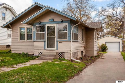 7758 State St, Ralston, NE 68127