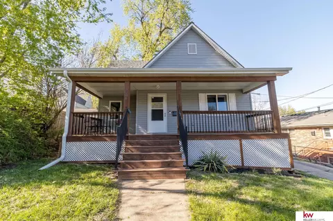 4536 Bedford Ave, Omaha, NE 68104