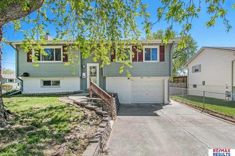 7601 Susan Ave, La Vista, NE 68128