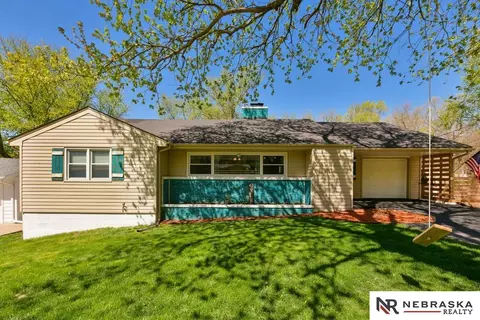 1802 Madison St, Bellevue, NE 68005