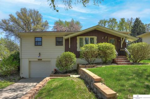 9405 Grand Ave, Omaha, NE 68134