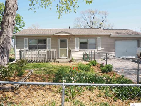 7343 La Vista Dr, La Vista, NE 68128