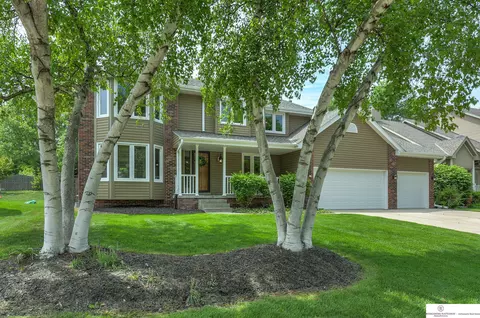 4960 S 174 St, Omaha, NE 68135