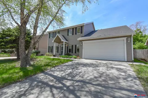 7321 S 32nd St, Lincoln, NE 68516