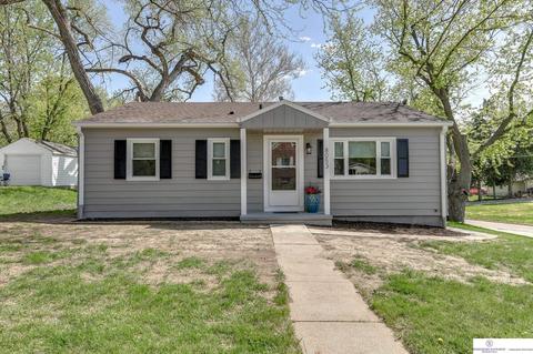 8053 Main St, Ralston, NE 68127