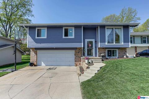 14817 Walnut Grove Cir, Omaha, NE 68137