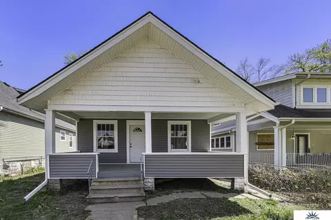 2435 Ellison Ave, Omaha, NE 68111