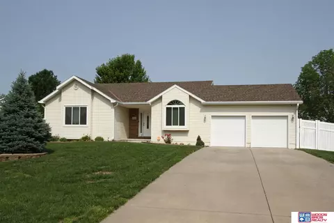 2421 N 83rd St, Lincoln, NE 68507