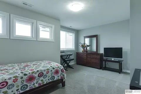 655 N 10 Ave, Springfield, NE 68059 photo 35