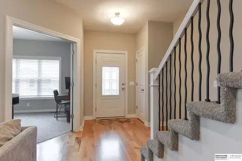 655 N 10 Ave, Springfield, NE 68059 photo 4