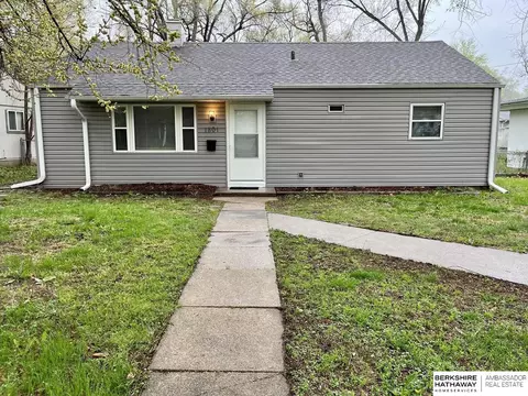 1801 Mayfield Ave, Omaha, NE 68104