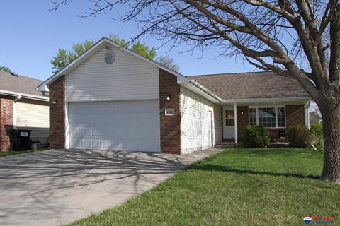 1200 W Lake St, Lincoln, NE 68522