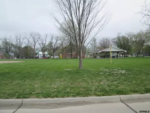 409 Main St, Manley, NE 68403