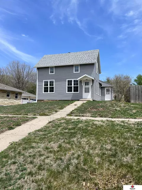 322 N 9th St, Seward, NE 68434