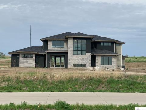 438 Avignon St, Yutan, NE 68073