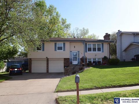 11528 Queens Dr, Omaha, NE 68164