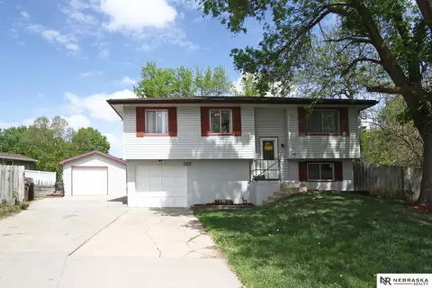 319 Clair Ln, Milford, NE 68405