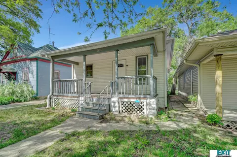 1611 N 28th St, Lincoln, NE 68503