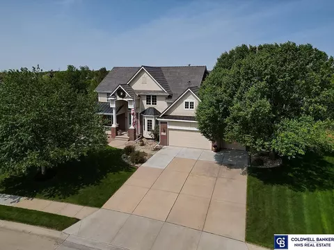 2716 N 161 Ave, Omaha, NE 68116