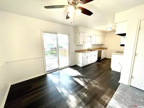 619 Eagle Dr, Eagle, NE 68347 photo 5