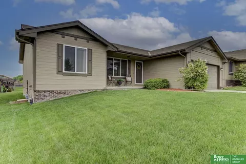 18907 Miami St, Elkhorn, NE 68022