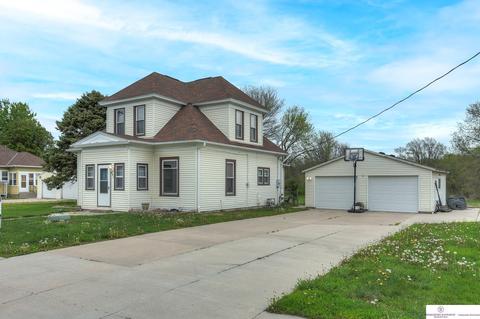 802 2nd St, Yutan, NE 68073