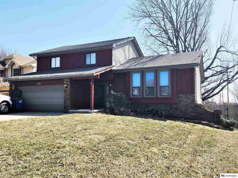 10765 Suffolk Cir, Omaha, NE 68127