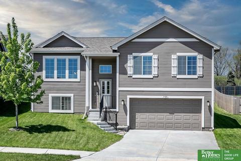 7720 N 90th St, Omaha, NE 68122