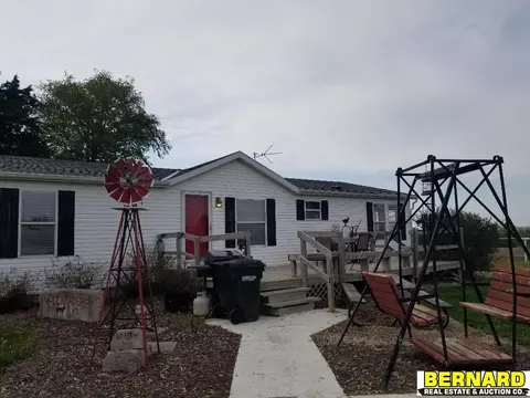64274 725 Rd, Auburn, NE 68305