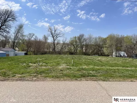 702 704 Broadway St, Newcastle, NE 68757