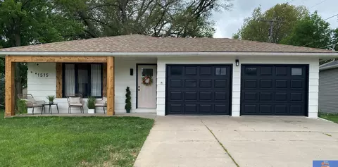 1515 Darwin St, Beatrice, NE 68310
