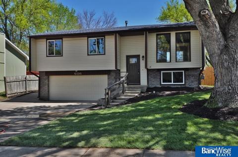 6116 NW 10th St, Lincoln, NE 68521