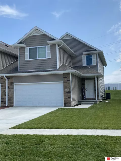 808 W Bellezza St, Lincoln, NE 68523