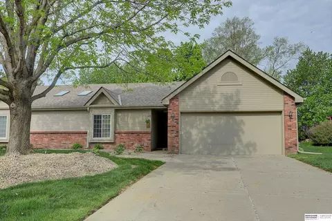 4108 N 210 St, Omaha, NE 68022