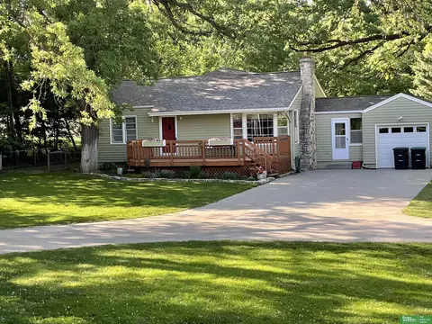 3630 State St, Omaha, NE 68112