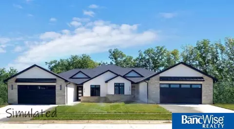 1532 S 93 St, Lincoln, NE 68520