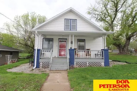 616 W Iowa St, Crofton, NE 68730