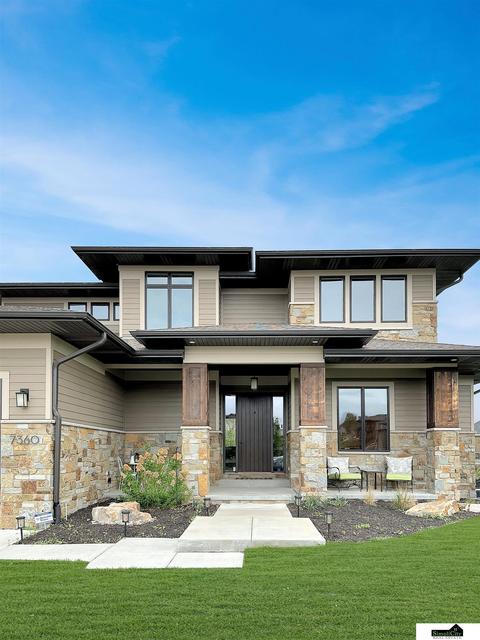 7360 S 64th Cir, Lincoln, NE 68516
