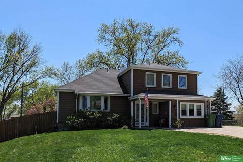 2307 Julie Cir, Bellevue, NE 68005